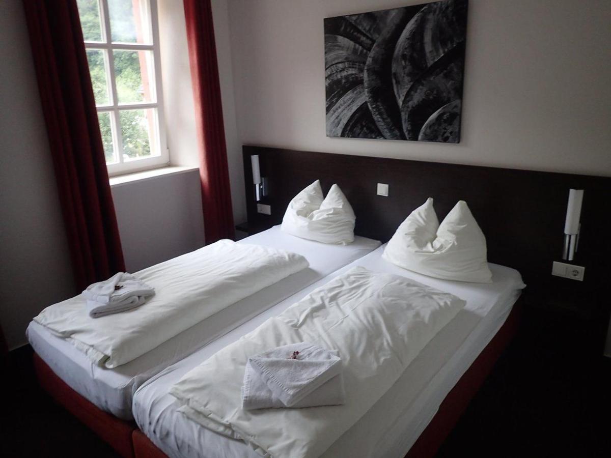 Altes Pfarrhaus Hotel Auw an der Kyll Ngoại thất bức ảnh